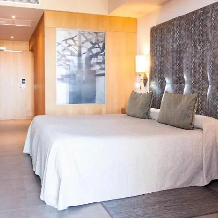 Hanza Tower Deluxe With Terrace Sauna & Pool & Jacussi Apartment